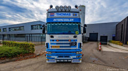 20251019-Tom-Holding-00495